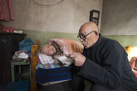 一个80岁老人写下自己母亲的故事