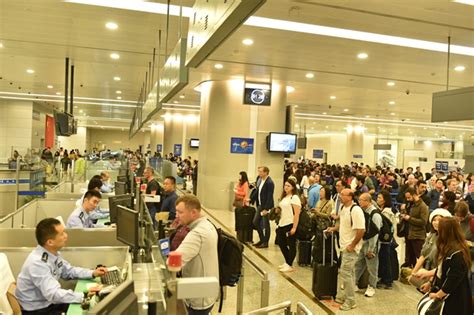 上海出国签证处排队