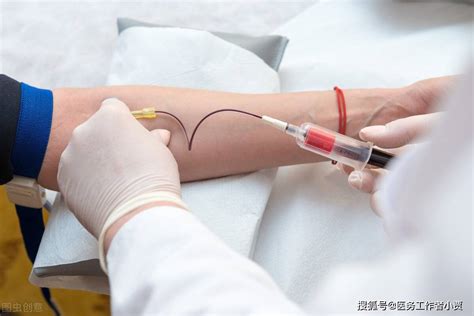 上海医院抽血化验一般几点上班