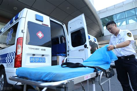上海叫个救护车大概多少钱