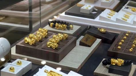 上海有金店一日卖出1000根黄金