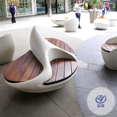 上海玻璃钢创意坐凳生产商