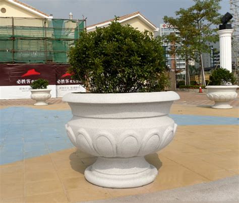 上海玻璃钢白色砂岩花盆