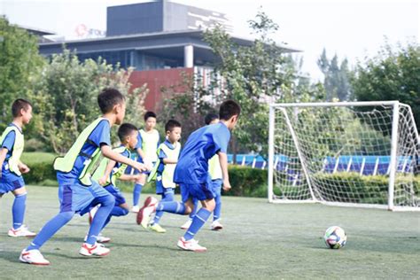 上海足球夏令营怎么收费
