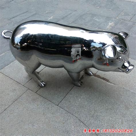 不锈钢猪雕塑