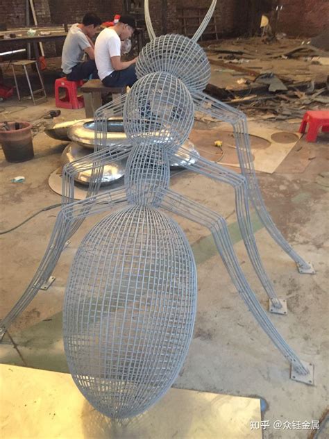 不锈钢蚂蚁雕塑批发