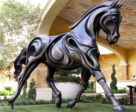 不锈钢马抽象景观雕塑定做