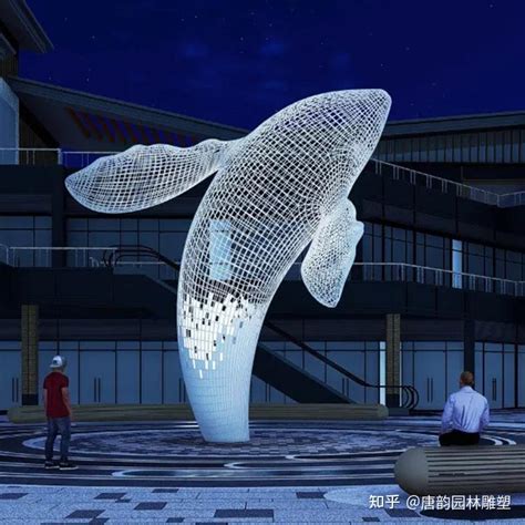 不锈钢鲸鱼雕塑灯光效果