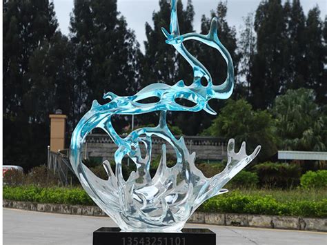 东莞透明玻璃钢雕塑