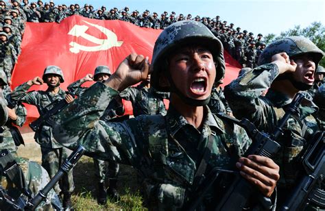 中国人民解放军战士图片