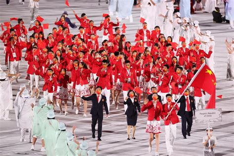 中国体育代表团东京奥运会夺冠