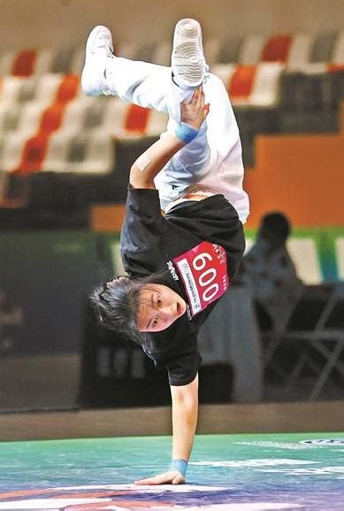 中国女孩夺首个顶级霹雳舞冠军是