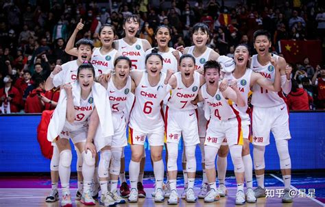 中国女篮最近与美国女篮的比赛