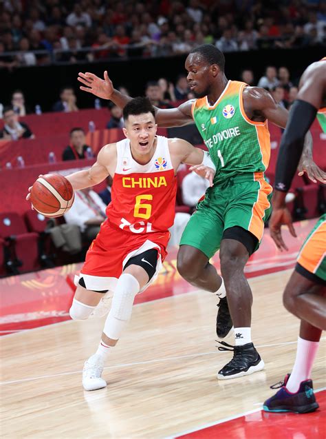 中国篮球队对阵科特迪瓦