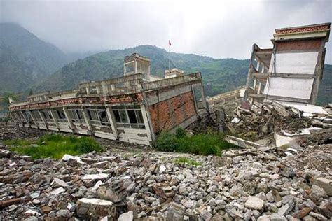 中国近代十大地震