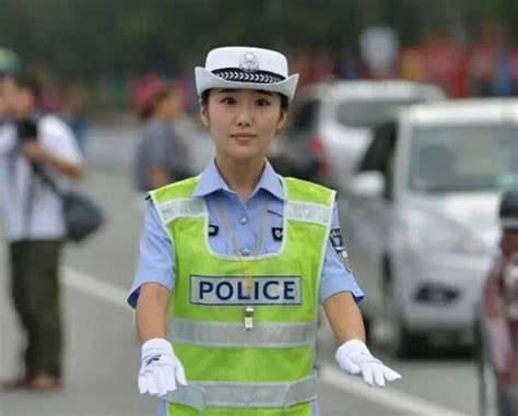 中国长得漂亮的女交警
