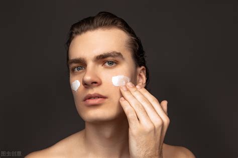 中年男人脸部保养方法