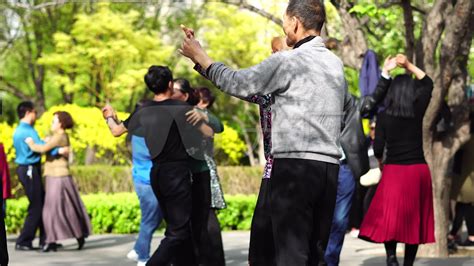 中老年广场舞教学视频分解慢动作