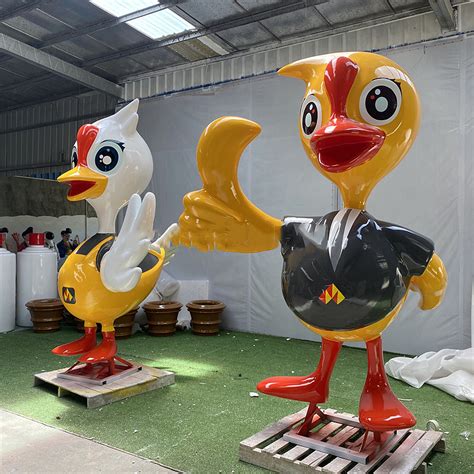 临沧玻璃钢雕塑鸭子加工厂