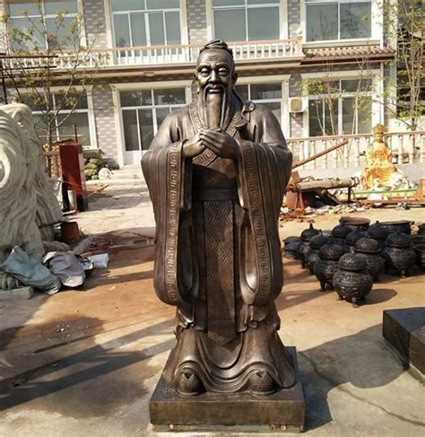 丹东孔子黄铜雕塑制作厂