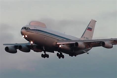 俄国末日飞机在天空中能飞几天