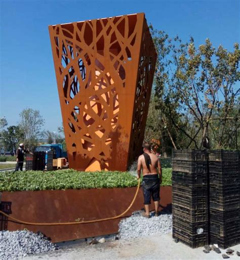 公园景观耐候钢雕塑
