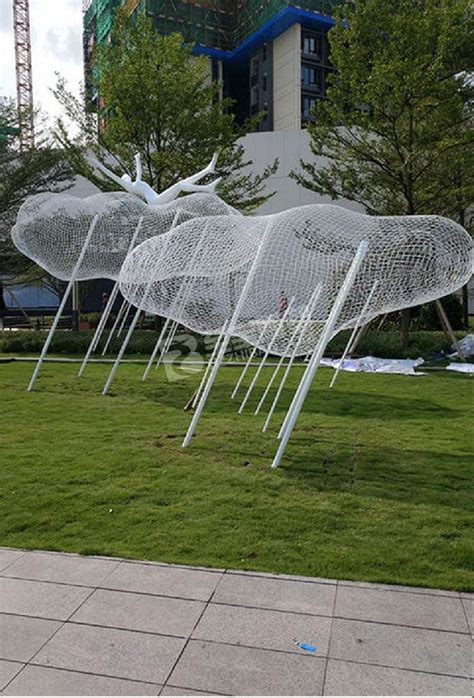 公园标识不锈钢镂空雕塑制作厂家