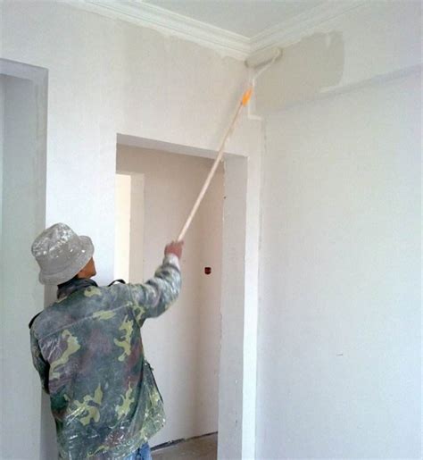 刷乳胶漆用不用铲墙皮