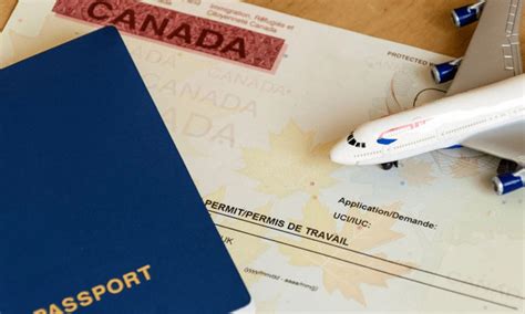 加拿大旅游签证找到工作给工签吗