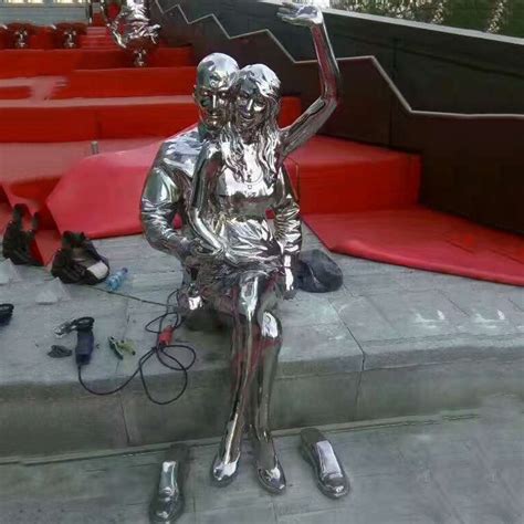 北京不锈钢人物雕塑安装