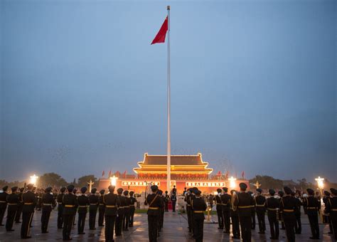 北京天安门的升旗仪式观后感