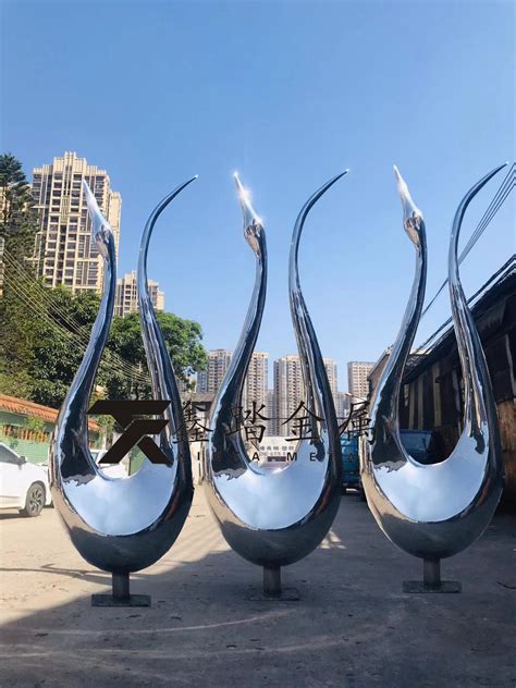 南昌现代不锈钢雕塑欢迎来电