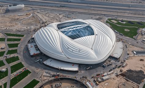 卡塔尔八座球场都由哪些国家建造