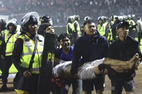 印尼体育场暴力事件球员死亡几人