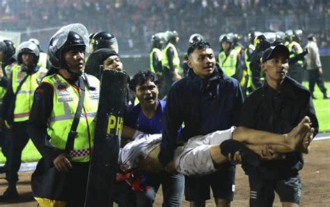 印尼球迷冲突死亡人数升至182人