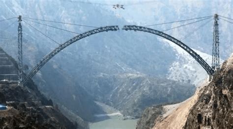 印度修得最高的大桥建好了吗