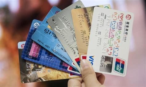 去日本旅游用银行卡要多少钱一张