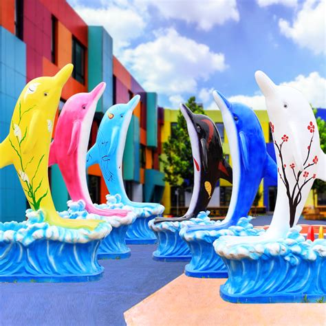 四川玻璃钢海豚雕塑艺术造型