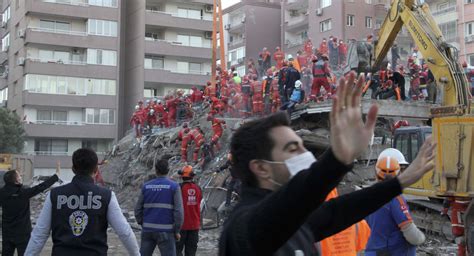 土耳其地震伤亡多少人