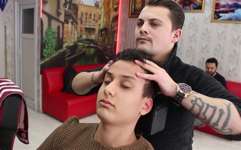 土耳其 年轻理发师