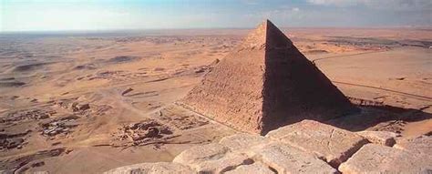 埃及金字塔十大诡异谜团