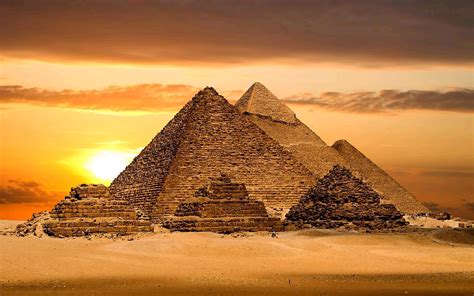 埃及金字塔古今之谜