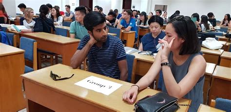 外国留学生在中国学费