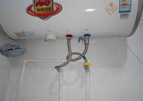 天然气热水器水管漏水