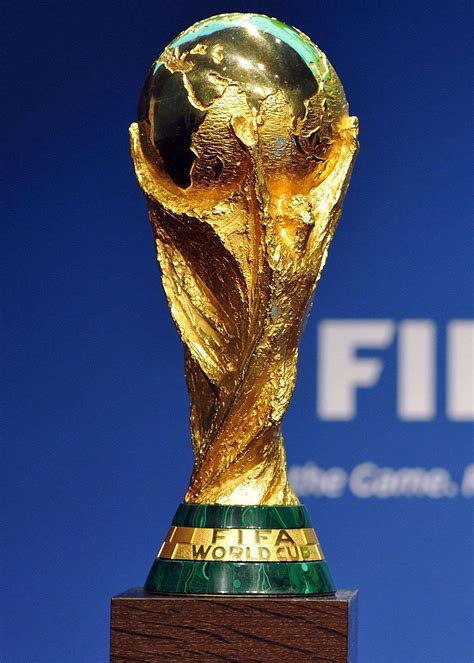 奥运会足球和世界杯足球哪个含金量高
