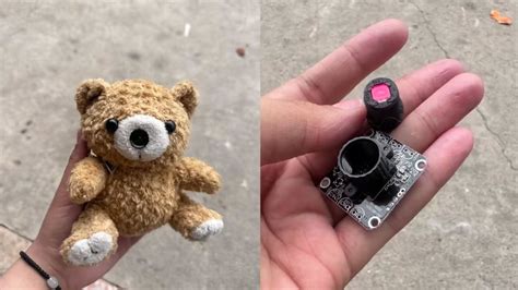 女子发现玩具熊暗藏摄像头