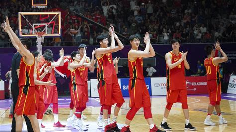 如何参加中国男篮