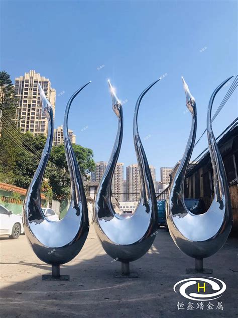 安徽现代不锈钢雕塑欢迎来电