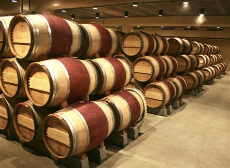 工业酿葡萄酒