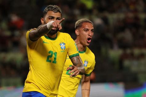 巴西vs乌拉圭历史成绩